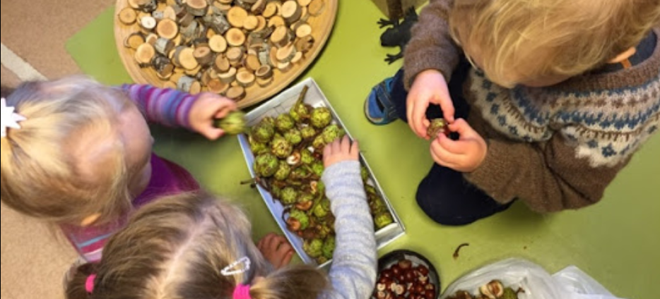 Illustrasjonsbilde av barn som leker