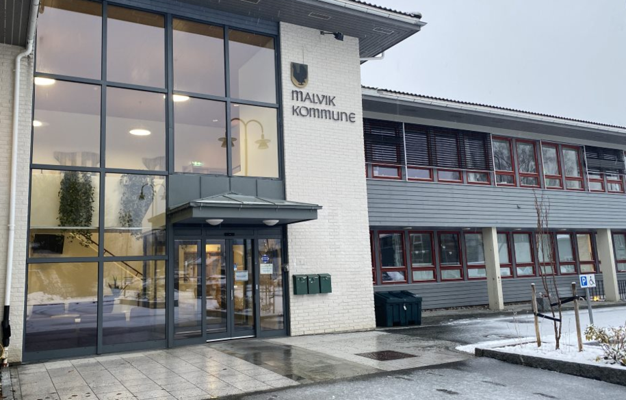 Bilde av rådhuset, sett fra utsiden