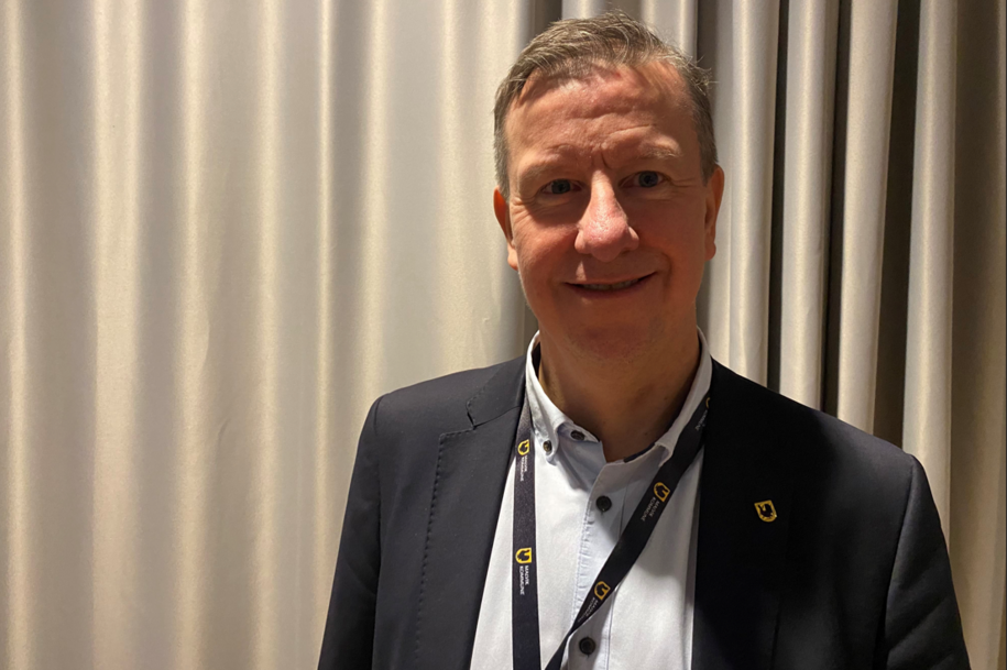 Stig Roald Amundsen hadde sin første arbeidsdag 3. januar. Stig Roald Amundsen hadde sin første arbeidsdag 3. januar.